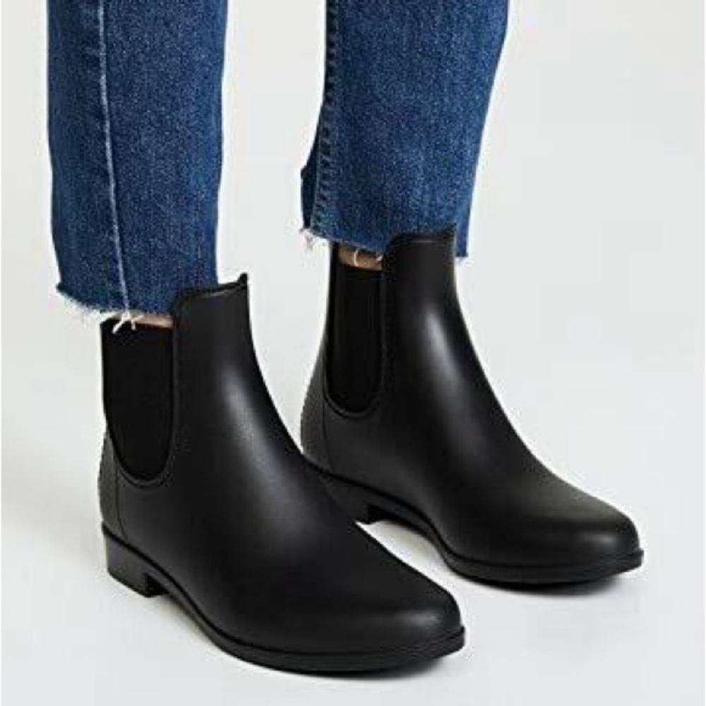 Sam Edelman Black Chelsea Ankle Boots
